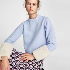 Zara Light Blue Sweater with Cream Accents Size Medium